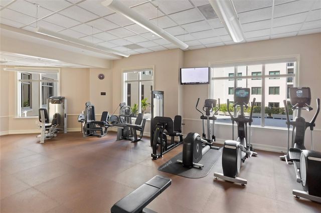 300 BEACH DRIVE NE 302, St Petersburg, FL 33701