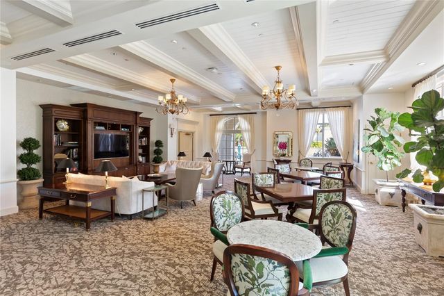 300 BEACH DRIVE NE 302, St Petersburg, FL 33701