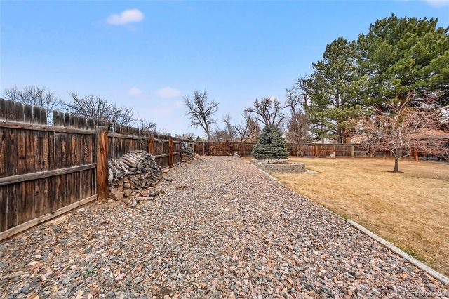 12398 W 70th Avenue, Arvada, CO 80004