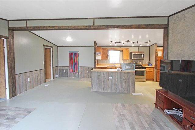 7571 Snell Road, New Bremen, NY 13367