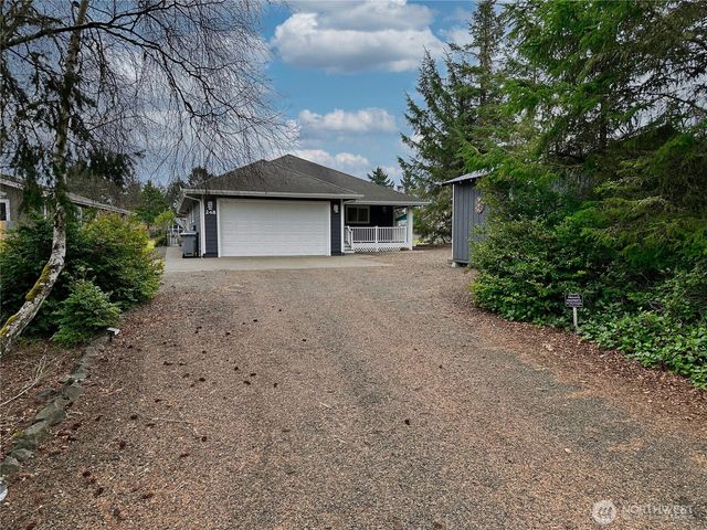 248 Chaparral Street SE, Ocean Shores, WA 98569