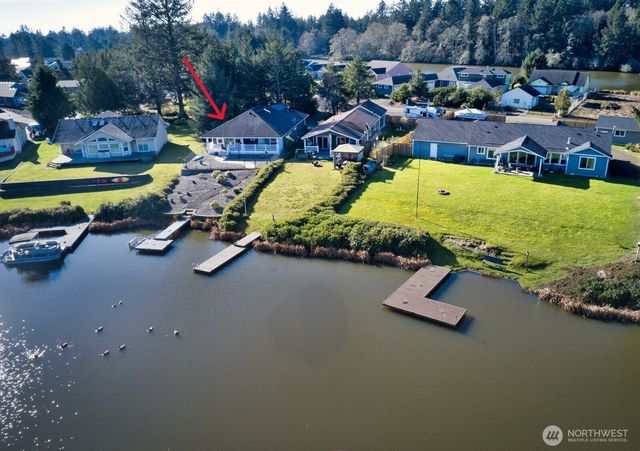 248 Chaparral Street SE, Ocean Shores, WA 98569