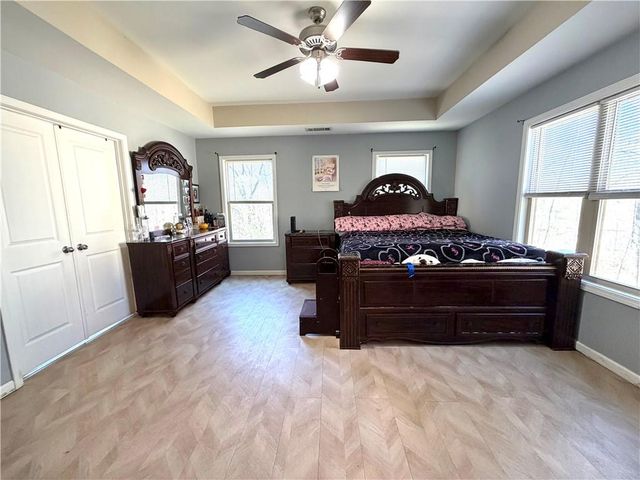 1302 Ida Woods Lane, Lawrenceville, GA 30045