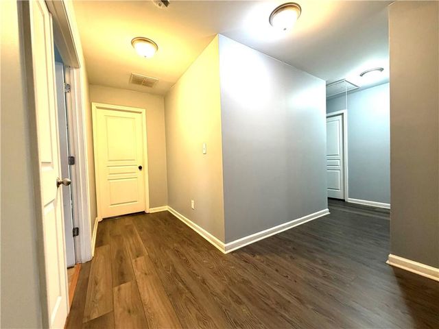 1302 Ida Woods Lane, Lawrenceville, GA 30045