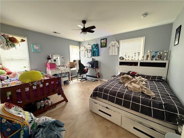 1302 Ida Woods Lane, Lawrenceville, GA 30045