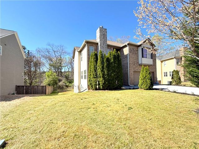 1302 Ida Woods Lane, Lawrenceville, GA 30045