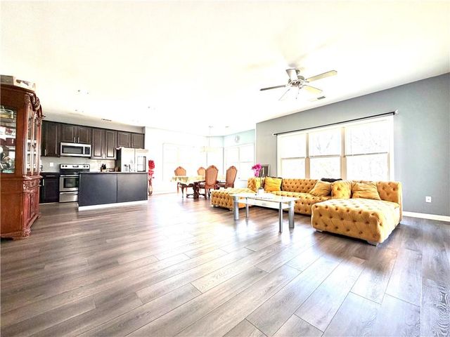 1302 Ida Woods Lane, Lawrenceville, GA 30045