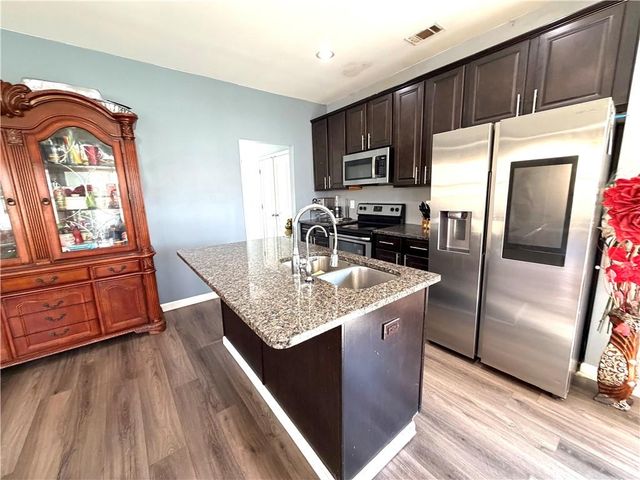 1302 Ida Woods Lane, Lawrenceville, GA 30045