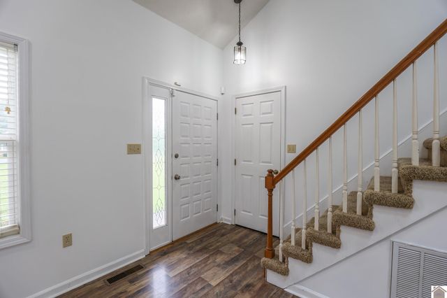 5200 Jewell Ln, Paducah, KY 42001