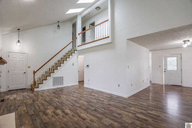 5200 Jewell Ln, Paducah, KY 42001