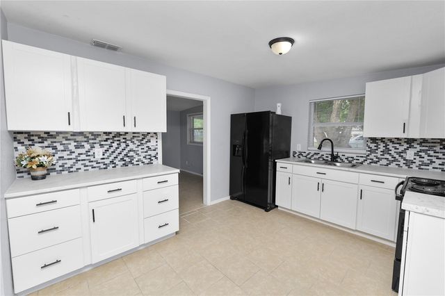 114 SHELTON AVENUE, Auburndale, FL 33823