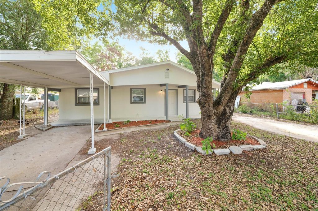 114 SHELTON AVENUE, Auburndale, FL 33823