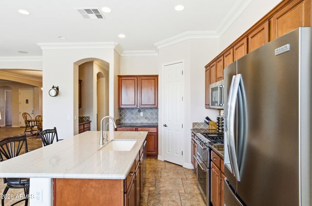 6729 S BANNING Street, Gilbert, AZ 85298