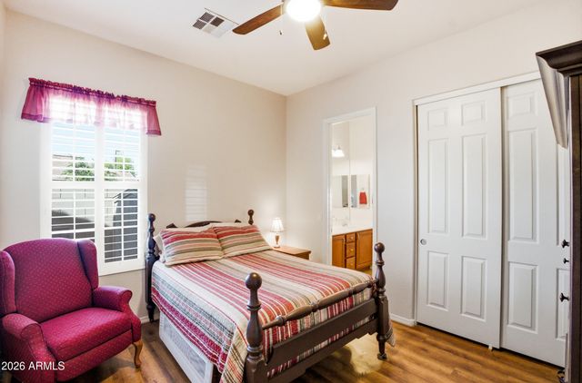 6729 S BANNING Street, Gilbert, AZ 85298