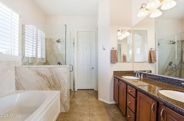 6729 S BANNING Street, Gilbert, AZ 85298