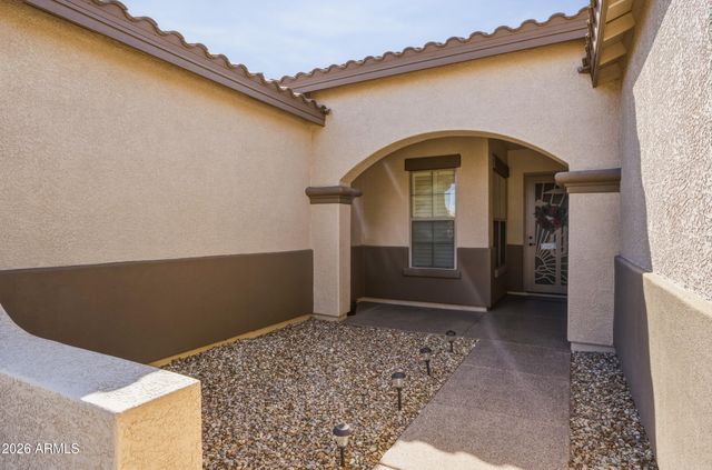 6729 S BANNING Street, Gilbert, AZ 85298