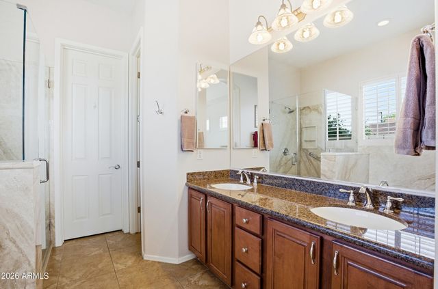 6729 S BANNING Street, Gilbert, AZ 85298