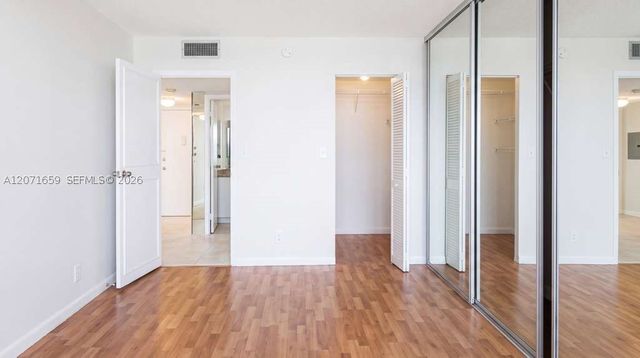 1000 Parkview Dr 511, Hallandale Beach, FL 33009