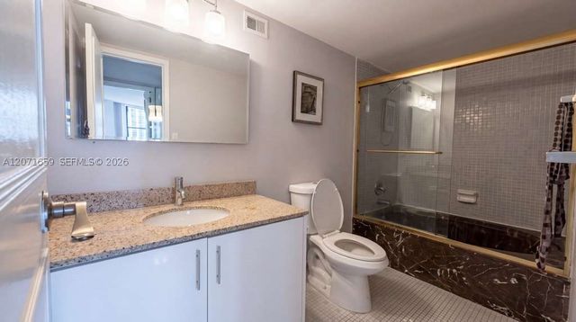 1000 Parkview Dr 511, Hallandale Beach, FL 33009