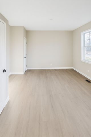 203 Hickory Street, Peotone, IL 60468