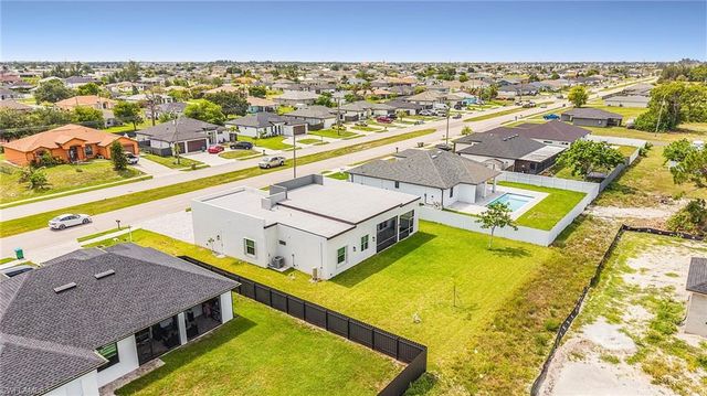 300 Chiquita BLVD N, Cape Coral, FL 33993