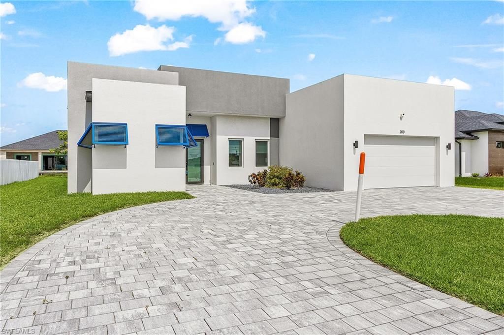 300 Chiquita BLVD N, Cape Coral, FL 33993