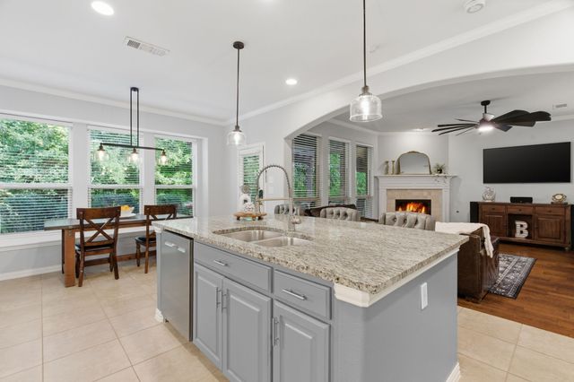 740 Sheldon Road, Lantana, TX 76226