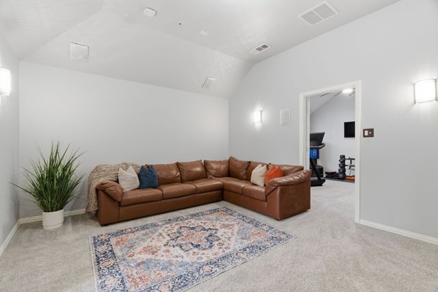 740 Sheldon Road, Lantana, TX 76226