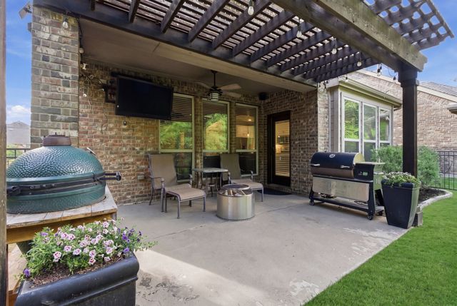 740 Sheldon Road, Lantana, TX 76226