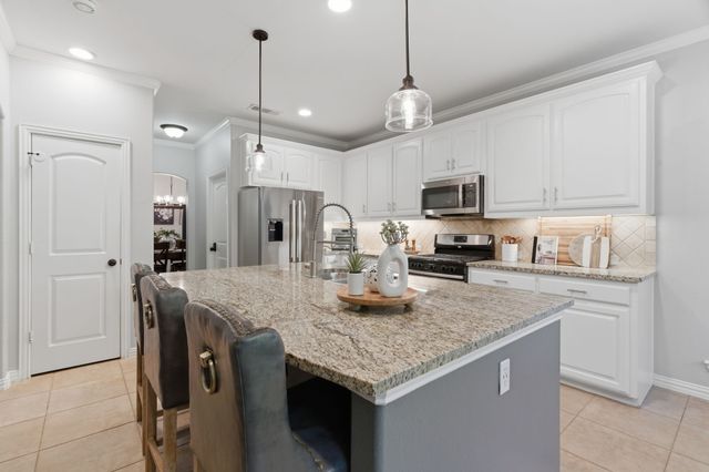 740 Sheldon Road, Lantana, TX 76226