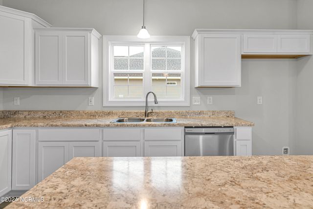 1229 Inner Banks Lane, Jacksonville, NC 28546