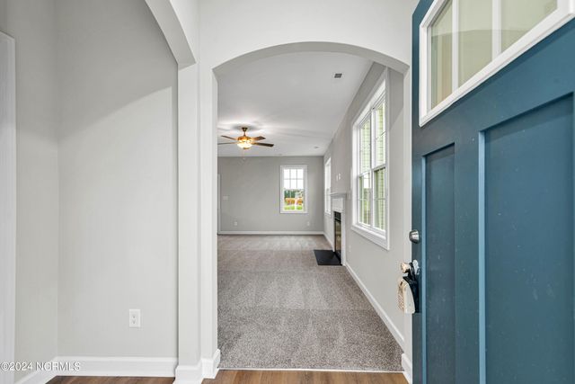 1229 Inner Banks Lane, Jacksonville, NC 28546