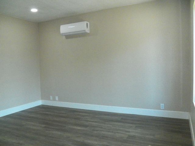 3541 21st Ave, Sacramento, CA 95820