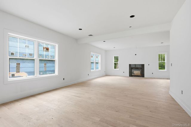 194 South Road, Holmes, NY 12531