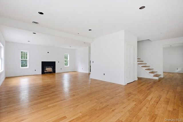 194 South Road, Holmes, NY 12531