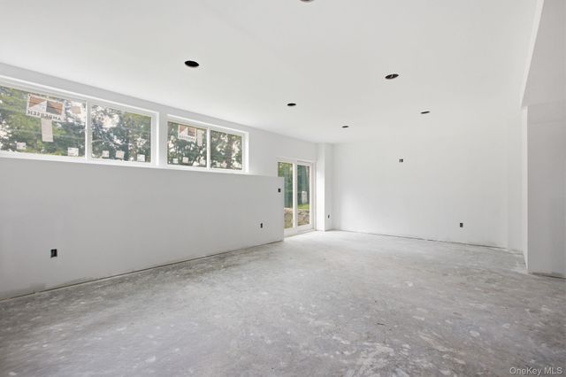 194 South Road, Holmes, NY 12531
