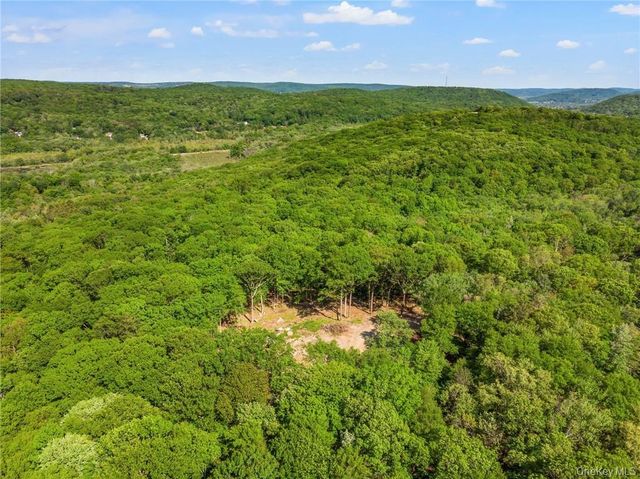 194 South Road, Holmes, NY 12531