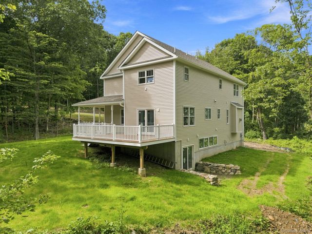 194 South Road, Holmes, NY 12531