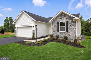 10 THORTON AVE, Ranson, WV 25438