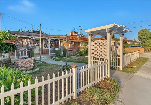 9147 Olive Street, Temple City, CA 91780