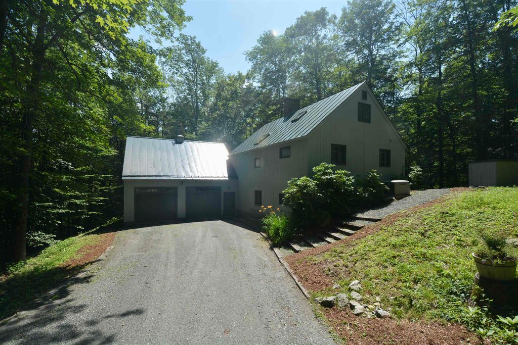 23 Hummingbird Hill, Grantham, NH 03753