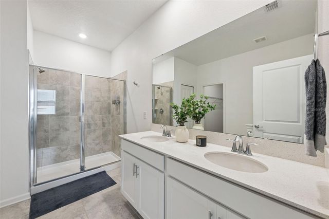 6941 DILLY LAKE AVENUE, Groveland, FL 34736