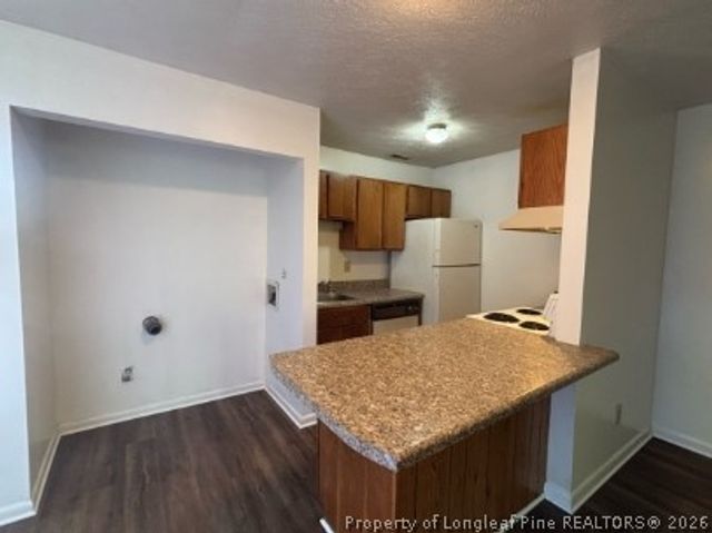 6400 Starbrook Drive 7, Fayetteville, NC 28304