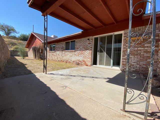 6435 PIZARRO Street, El Paso, TX 79912