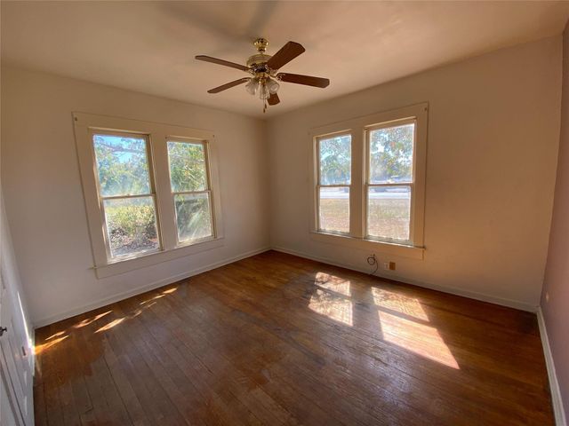 700 Highway 290 E, Elgin, TX 78621