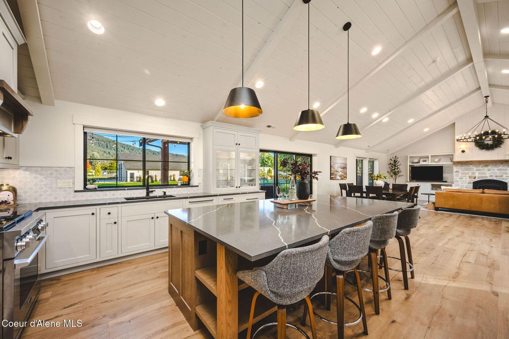 6520 N Colfax St, Dalton Gardens, ID 83815 photo 18