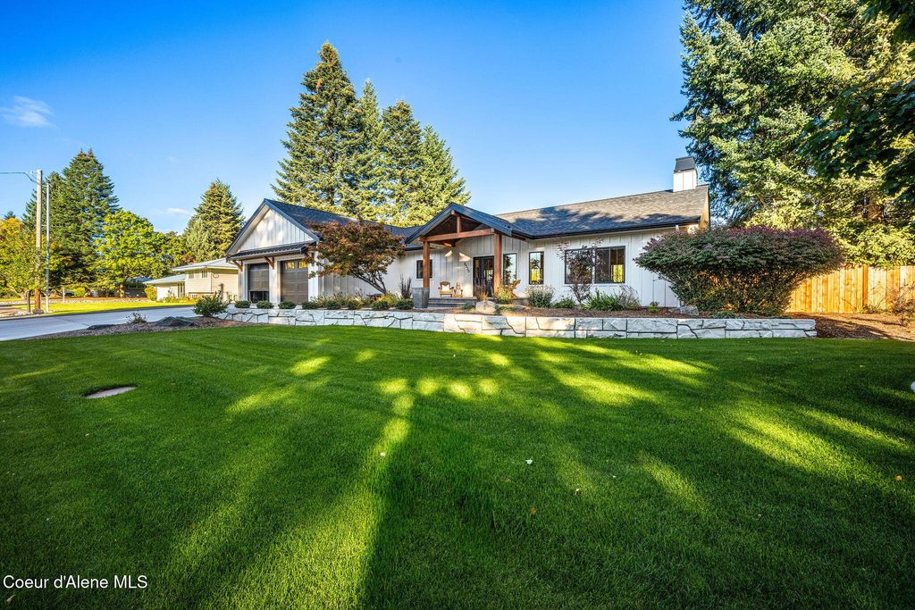 6520 N Colfax St, Dalton Gardens, ID 83815 photo 4