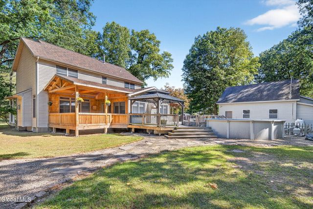 14 NY-9P, Malta, NY 12020