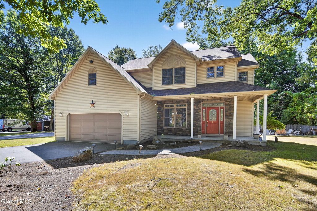 14 NY-9P, Malta, NY 12020