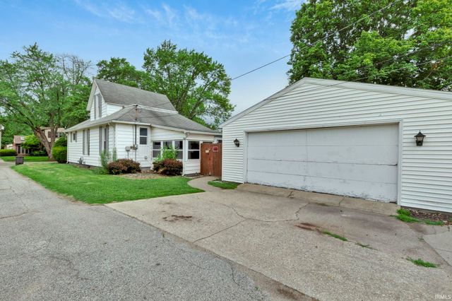 220 Crescent Street, Elkhart, IN 46516